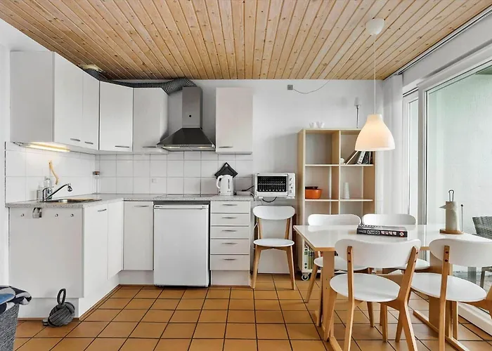 Ll262-tranekaer-dagelokke-marina-4-a * Dagelokke